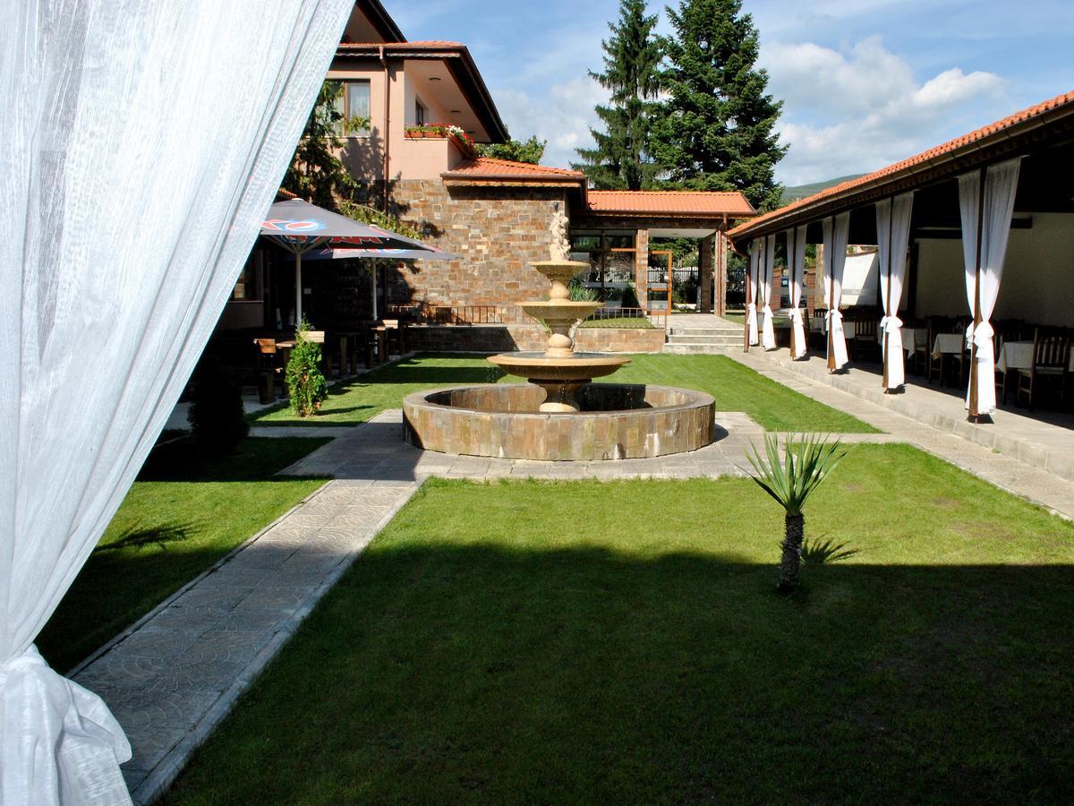 Spa Hotel Ivelia Dubnitsa Exteriér fotografie